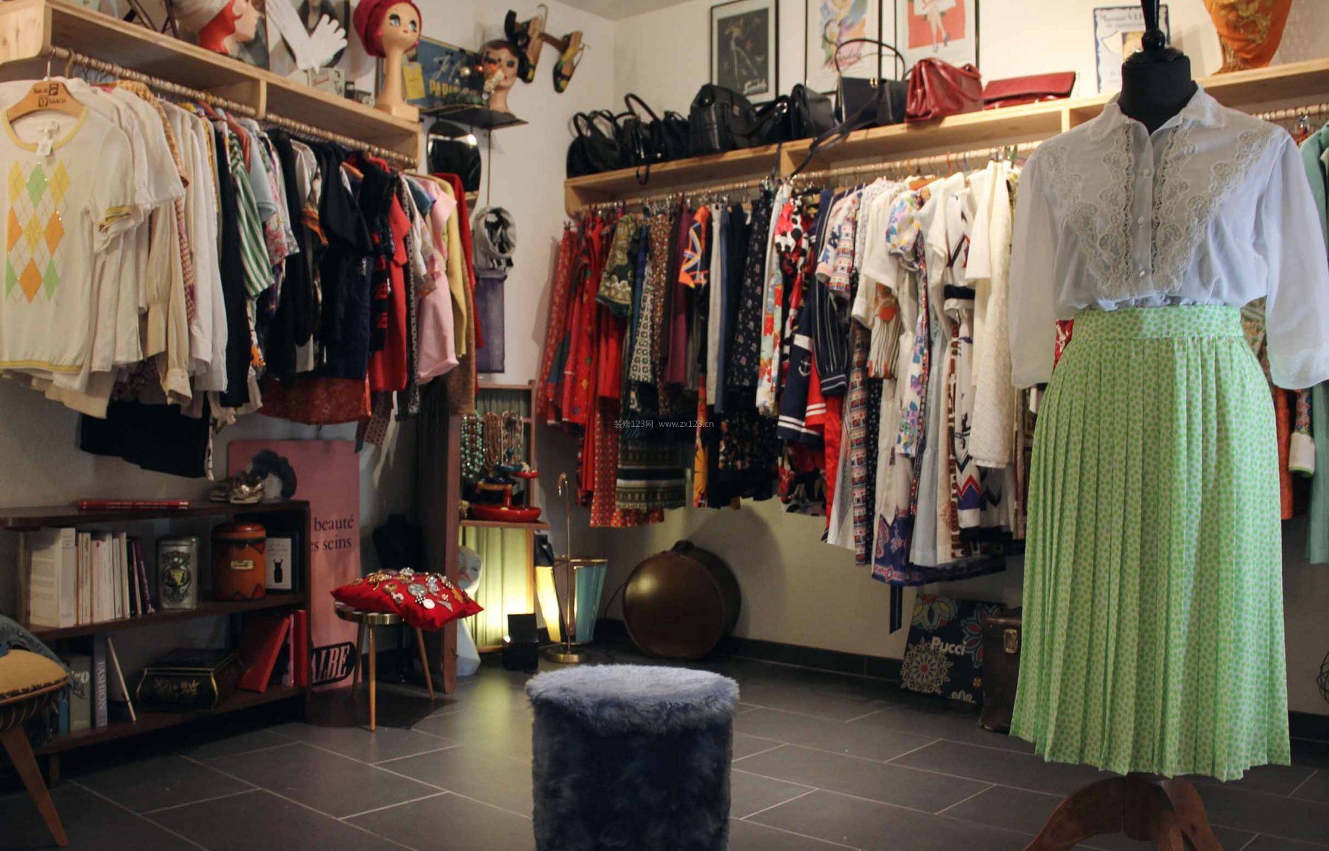 小服裝店門面室內掛衣架裝修效果圖片大全與搭配指南